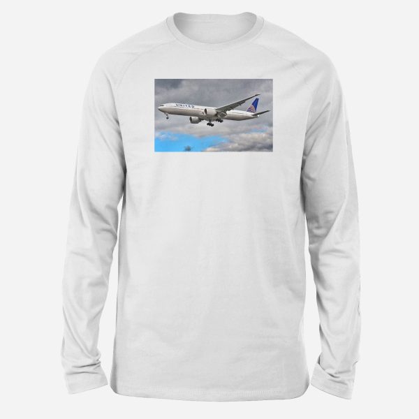 United Airways Boeing 777 Designed Long-Sleeve T-Shirts on Sale